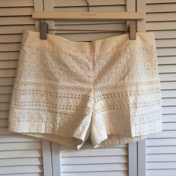 LOFT eyelet Riviera Short - Picture 2 of 7